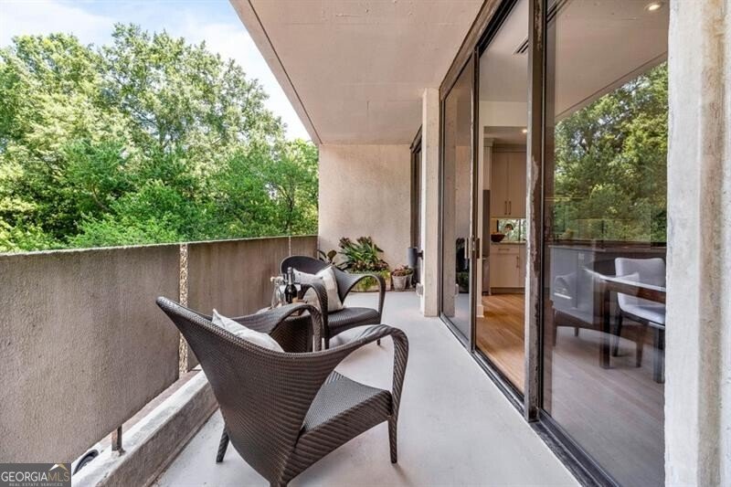 2575 Peachtree Road Atlanta - 30