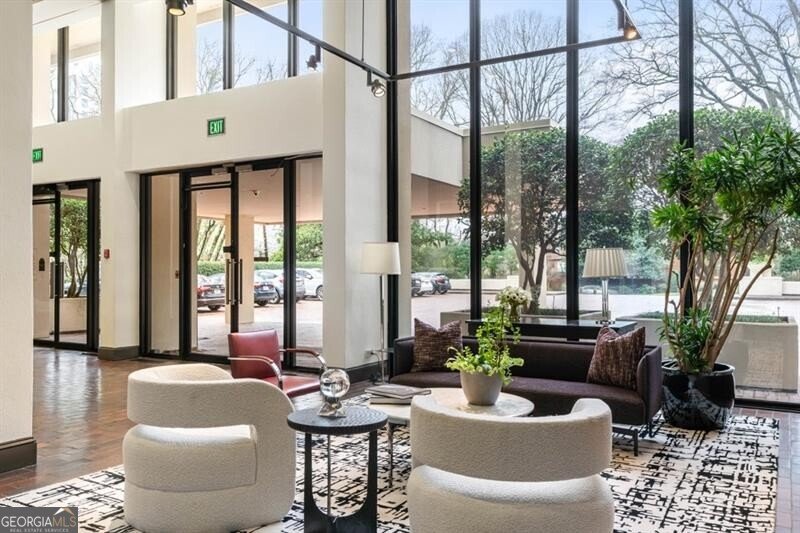 2575 Peachtree Road Atlanta - 41