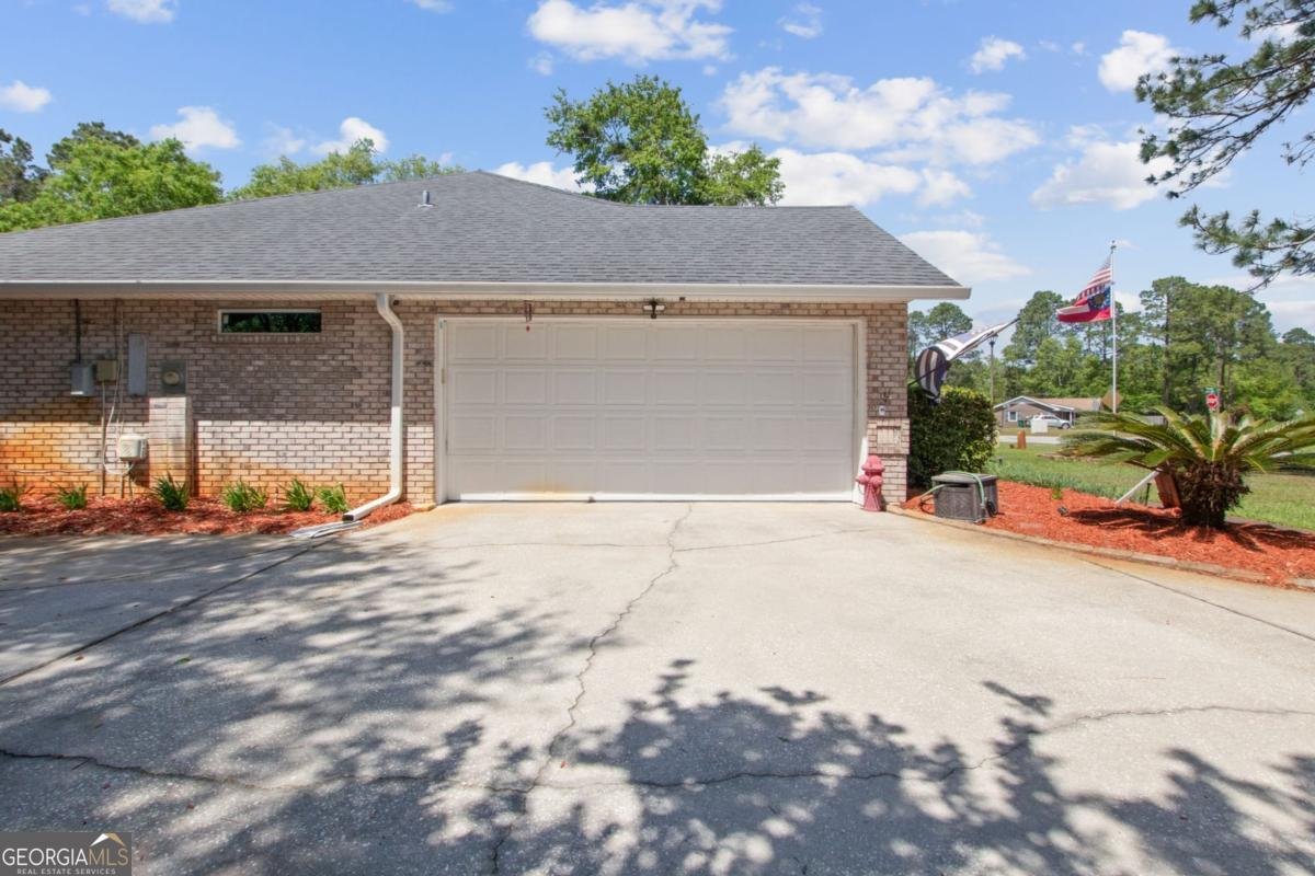 100 Longwood Road St. Marys - 38