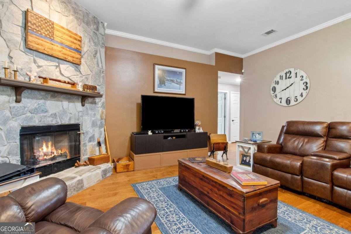 100 Longwood Road St. Marys - 5