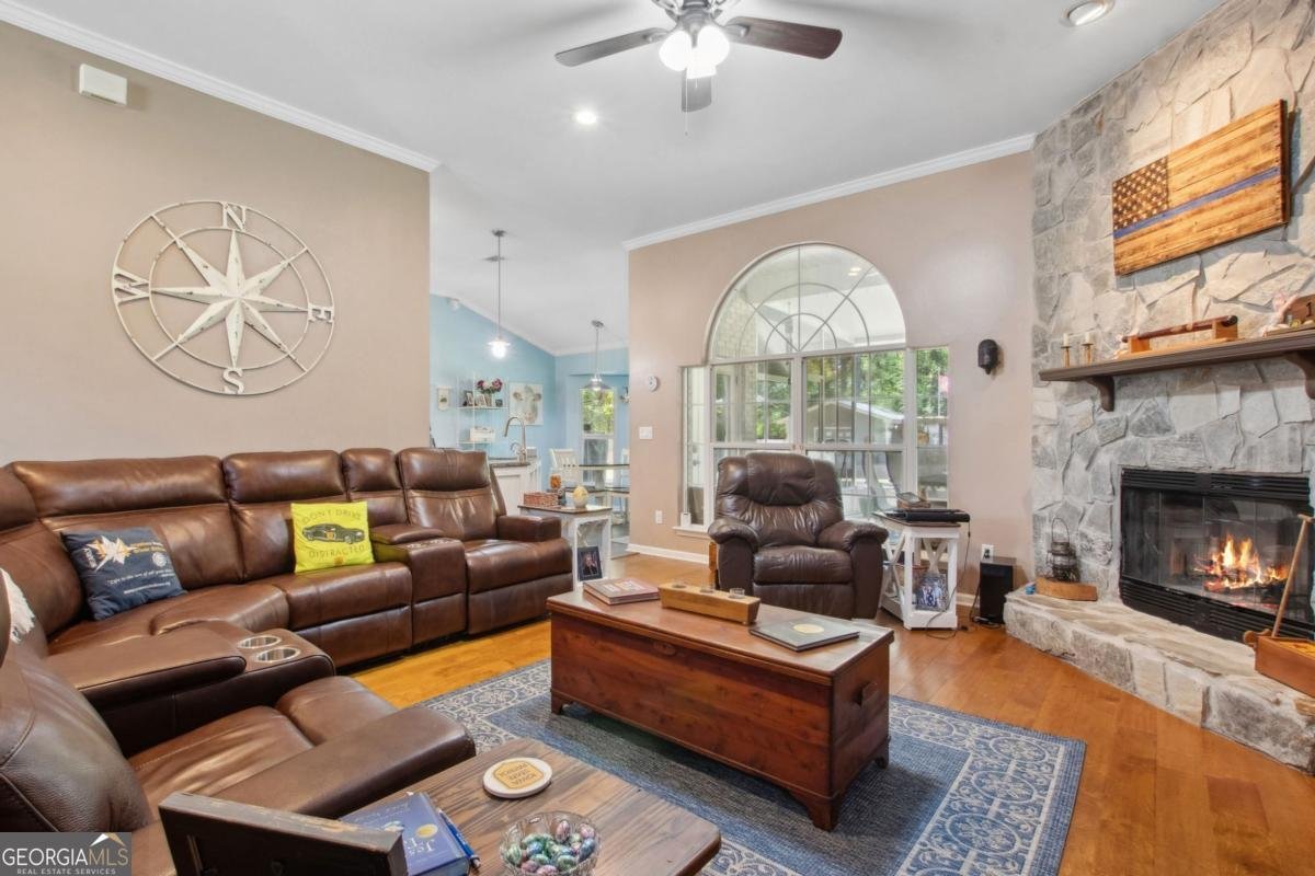 100 Longwood Road St. Marys - 6