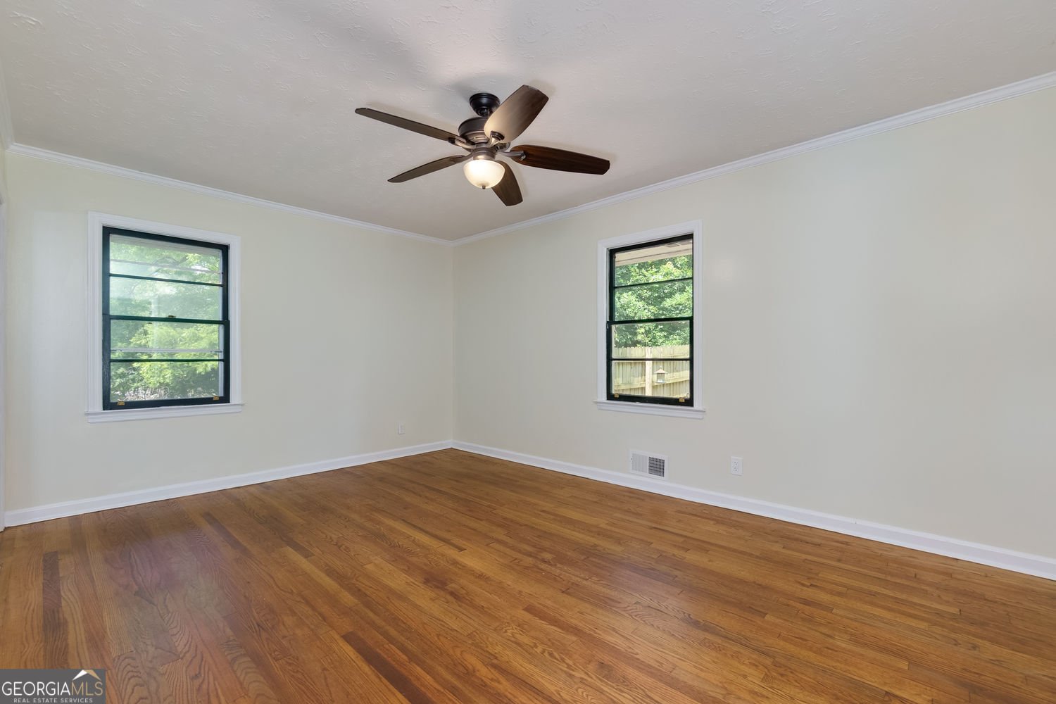 256 4th Avenue Avenue Winder - 11