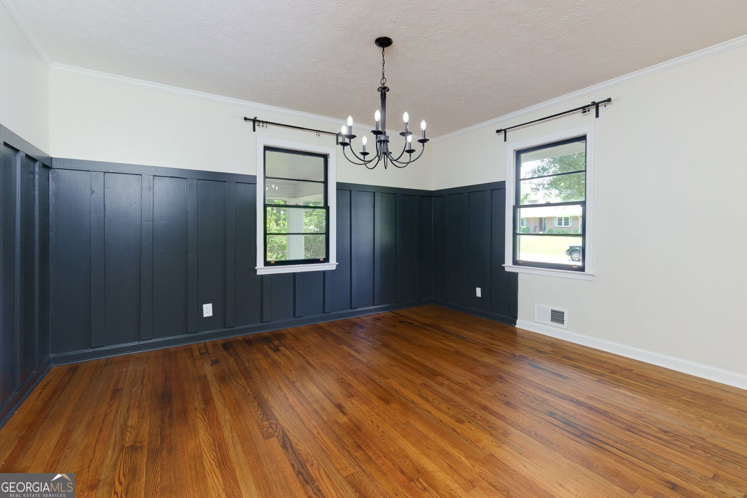 256 4th Avenue Avenue Winder - 3