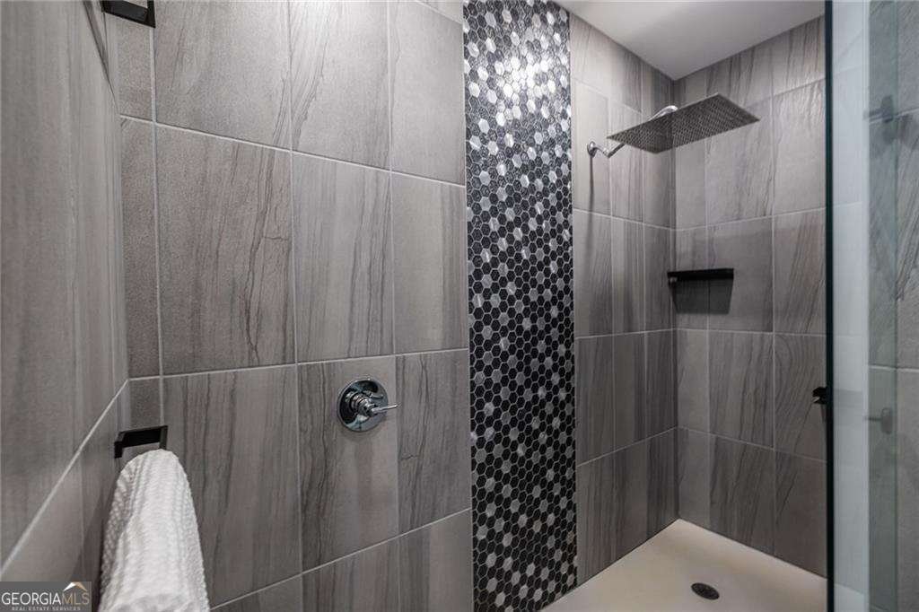 399 Pratt Drive Atlanta - 28