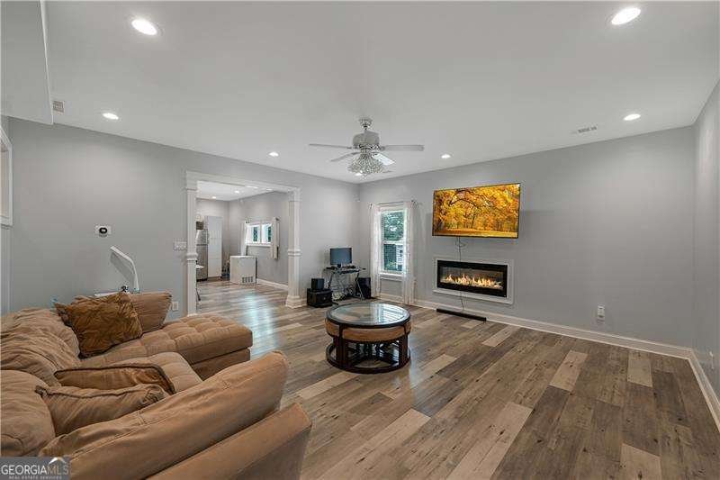 909 Shatley Drive Stockbridge - 28