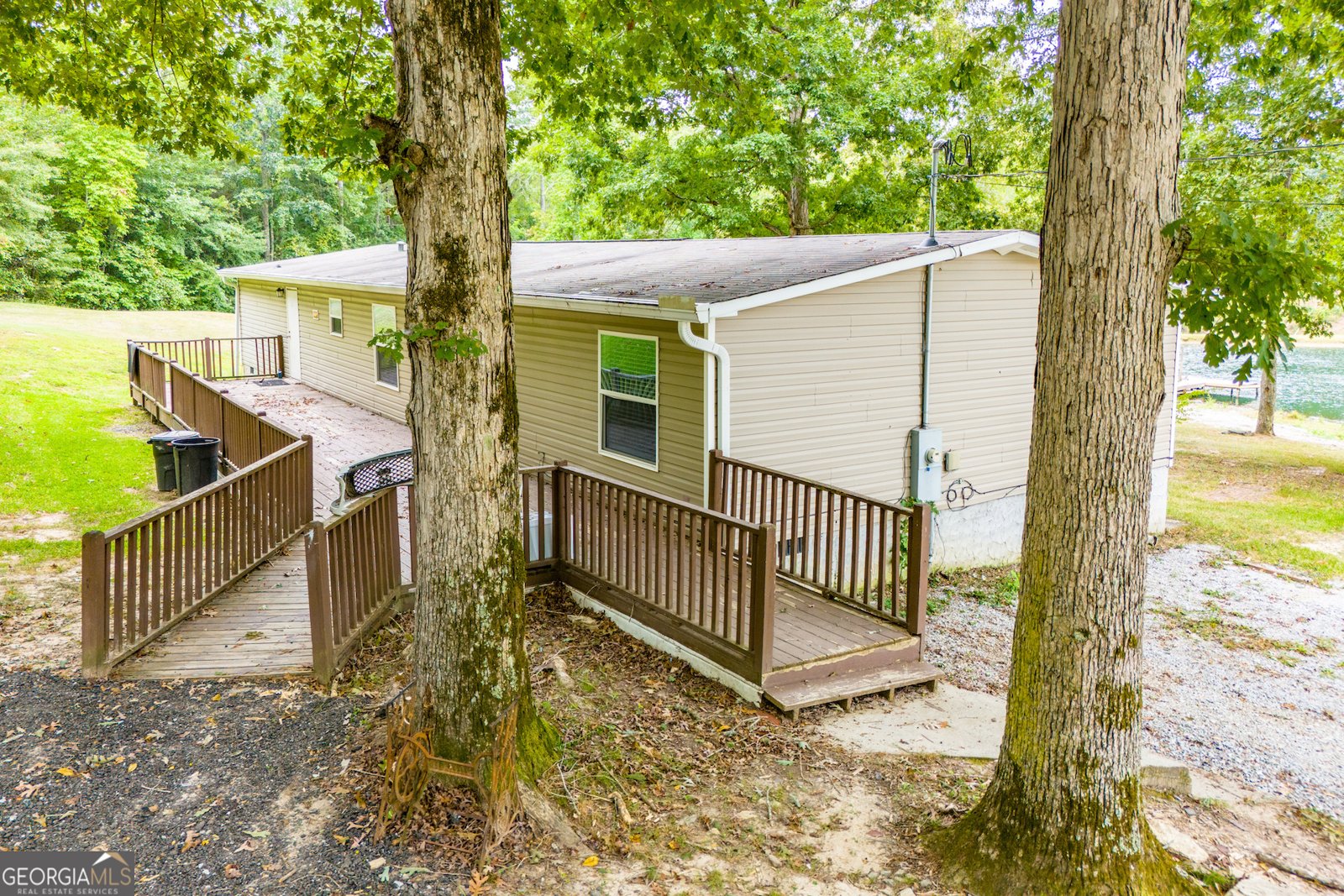 300 Old Boy Scout Road Whitesburg - 45