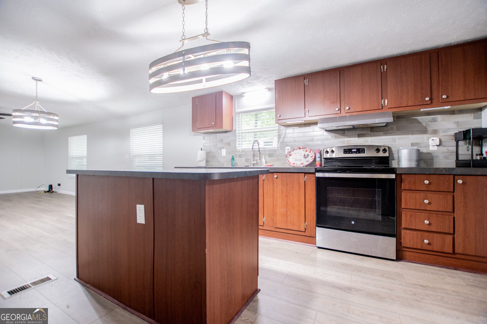 300 Old Boy Scout Road Whitesburg - 8