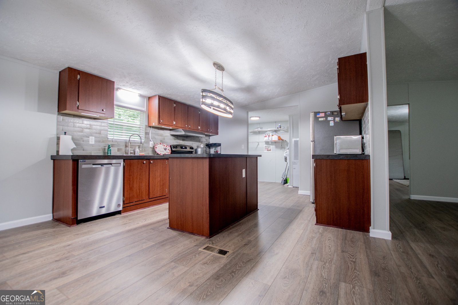 300 Old Boy Scout Road Whitesburg - 9