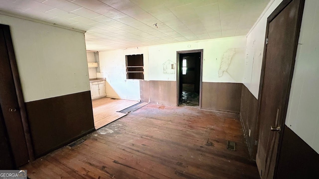1565 County Road 61 Roanoke - 19