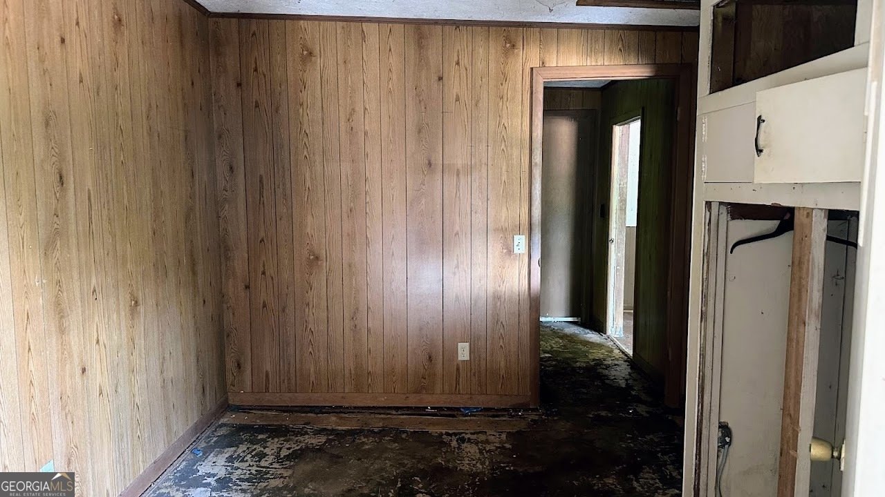 1565 County Road 61 Roanoke - 29