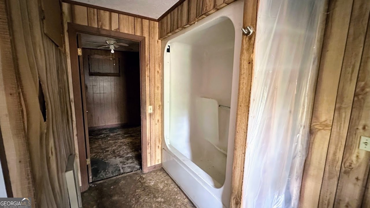 1565 County Road 61 Roanoke - 34