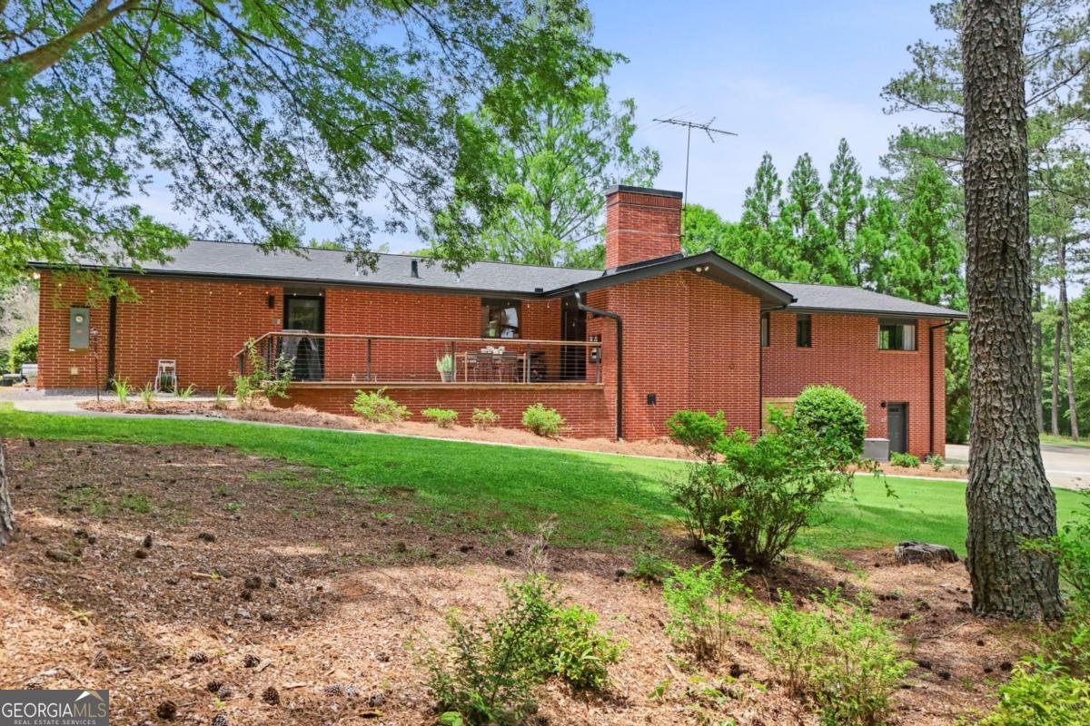 334 Luther Bailey Road Senoia - 35