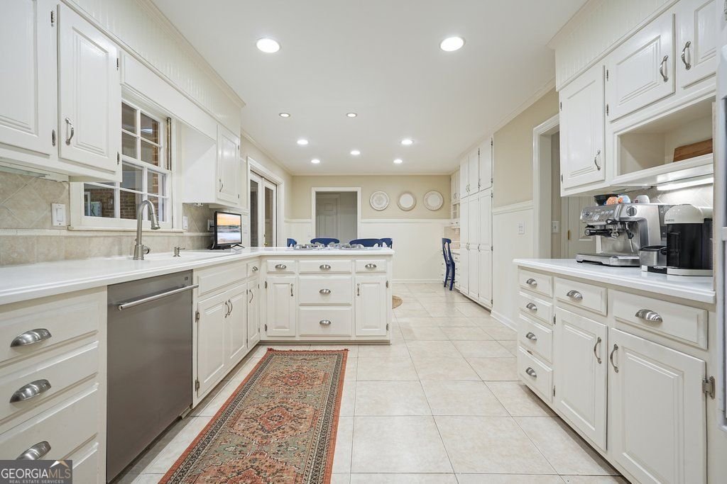 11940 Mountain Laurel Drive Roswell - 16