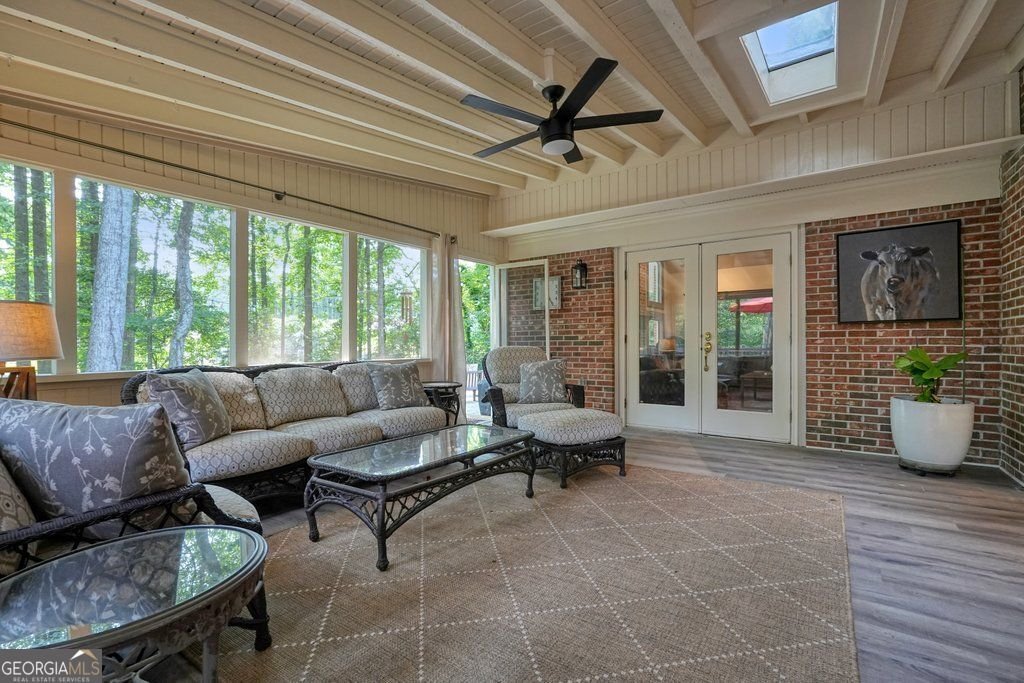11940 Mountain Laurel Drive Roswell - 39