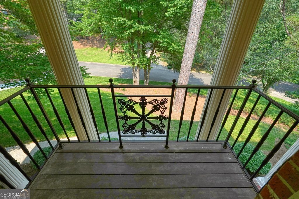 11940 Mountain Laurel Drive Roswell - 40