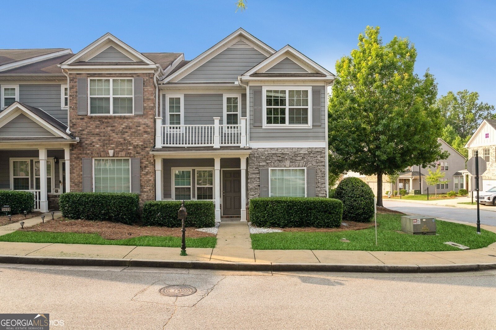 5612 Festival Avenue Fairburn - 1