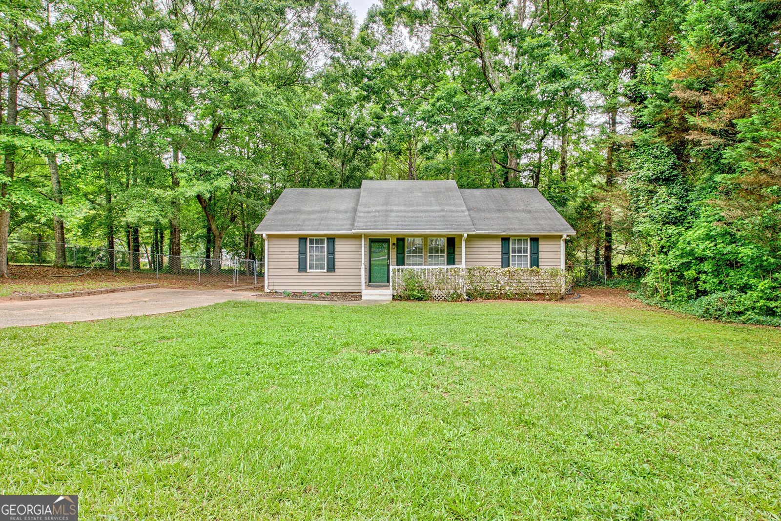 85 Prestigious Place Senoia - 1