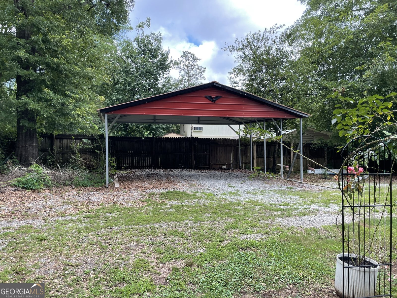 501 Lakeshore Drive Monticello - 43