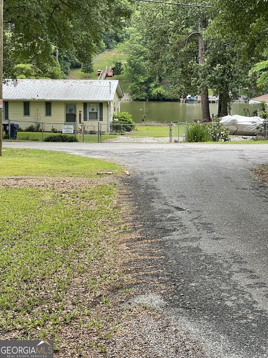 501 Lakeshore Drive Monticello - 8