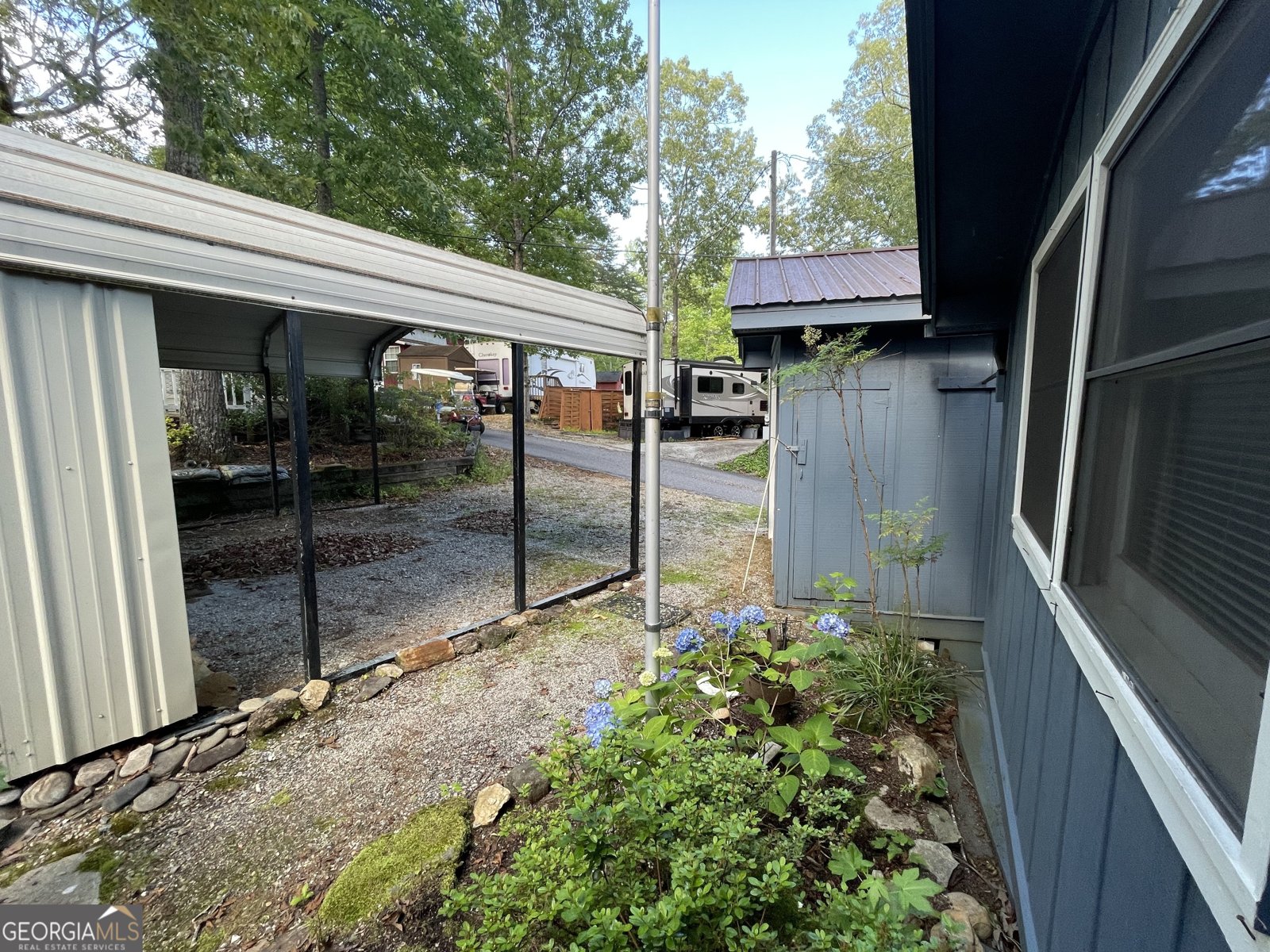 1095 Mountain Shadows Drive Cleveland - 6