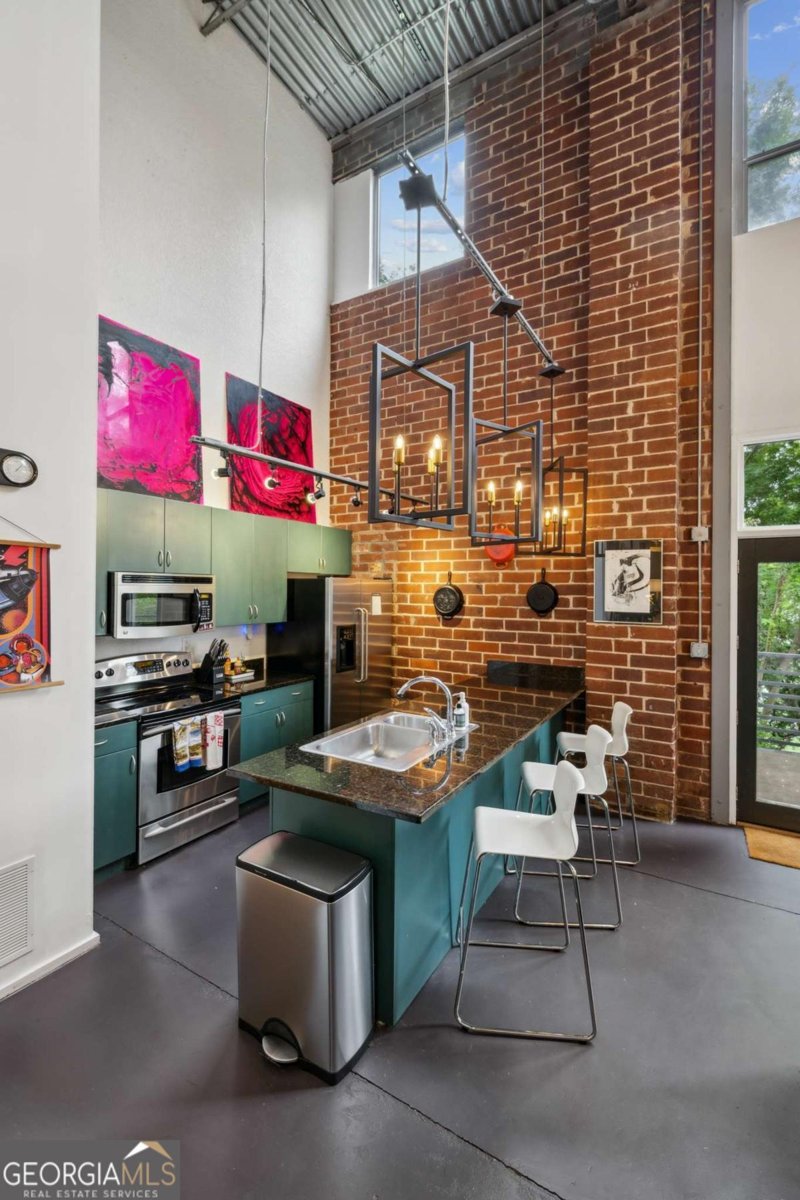 195 Arizona Avenue Atlanta - 7