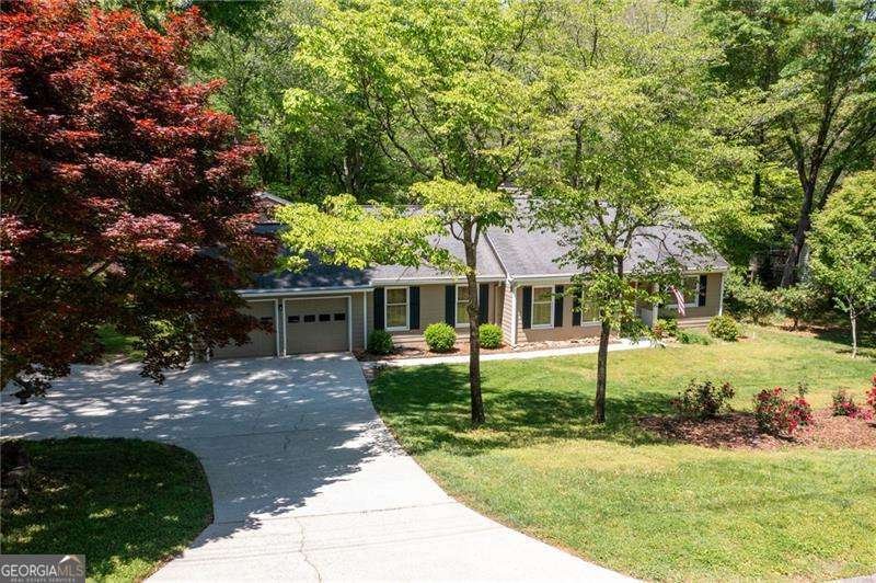 170 Mayfield Circle Alpharetta - 1