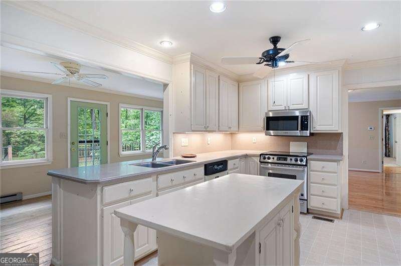 170 Mayfield Circle Alpharetta - 13