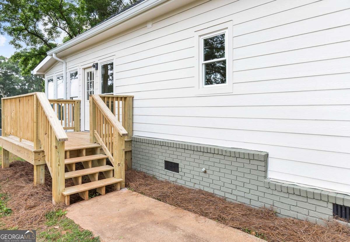 2985 Jackson Bridge Road Carnesville - 56