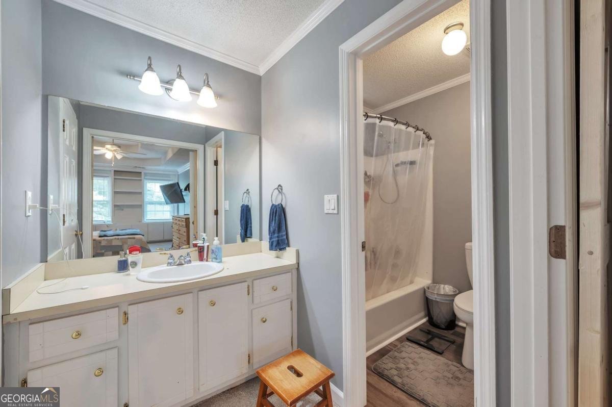 2165 Shillings Chase Drive Kennesaw - 5