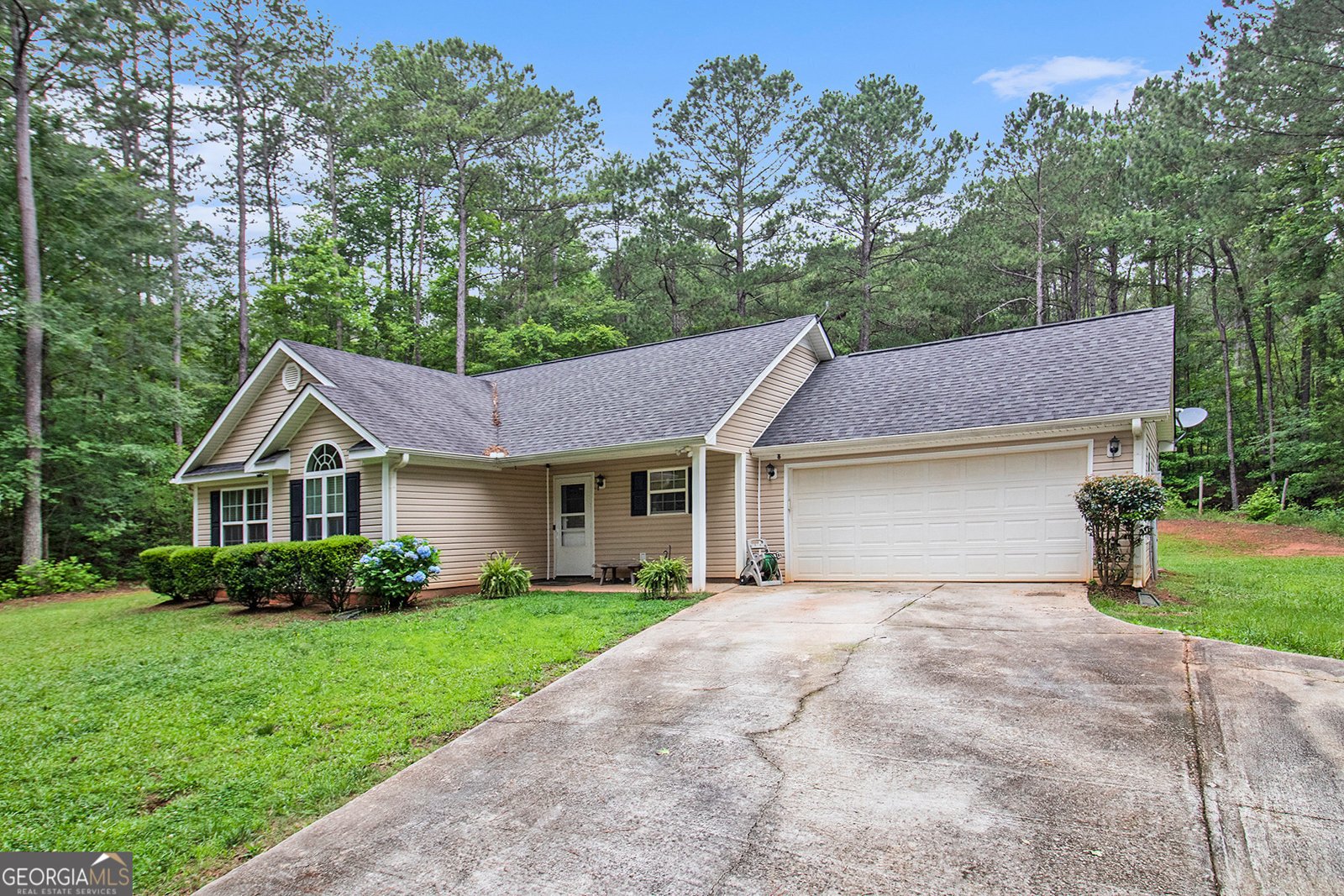325 Leonard Road Lagrange - 2