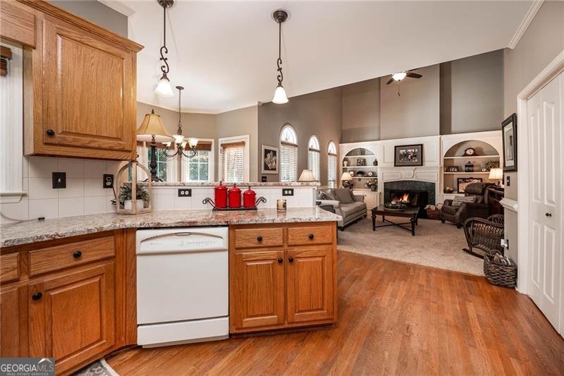 1394 Meadow Springs Drive Lilburn - 10