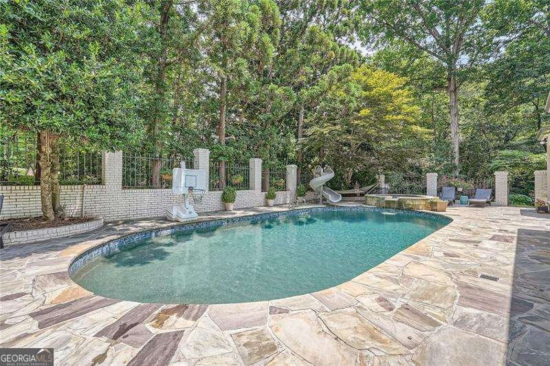 111 Cherry Hill Drive Marietta - 41