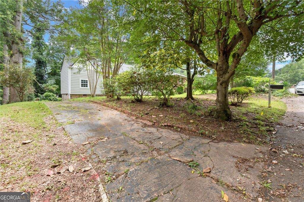 1098 Cascade Circle Atlanta - 30