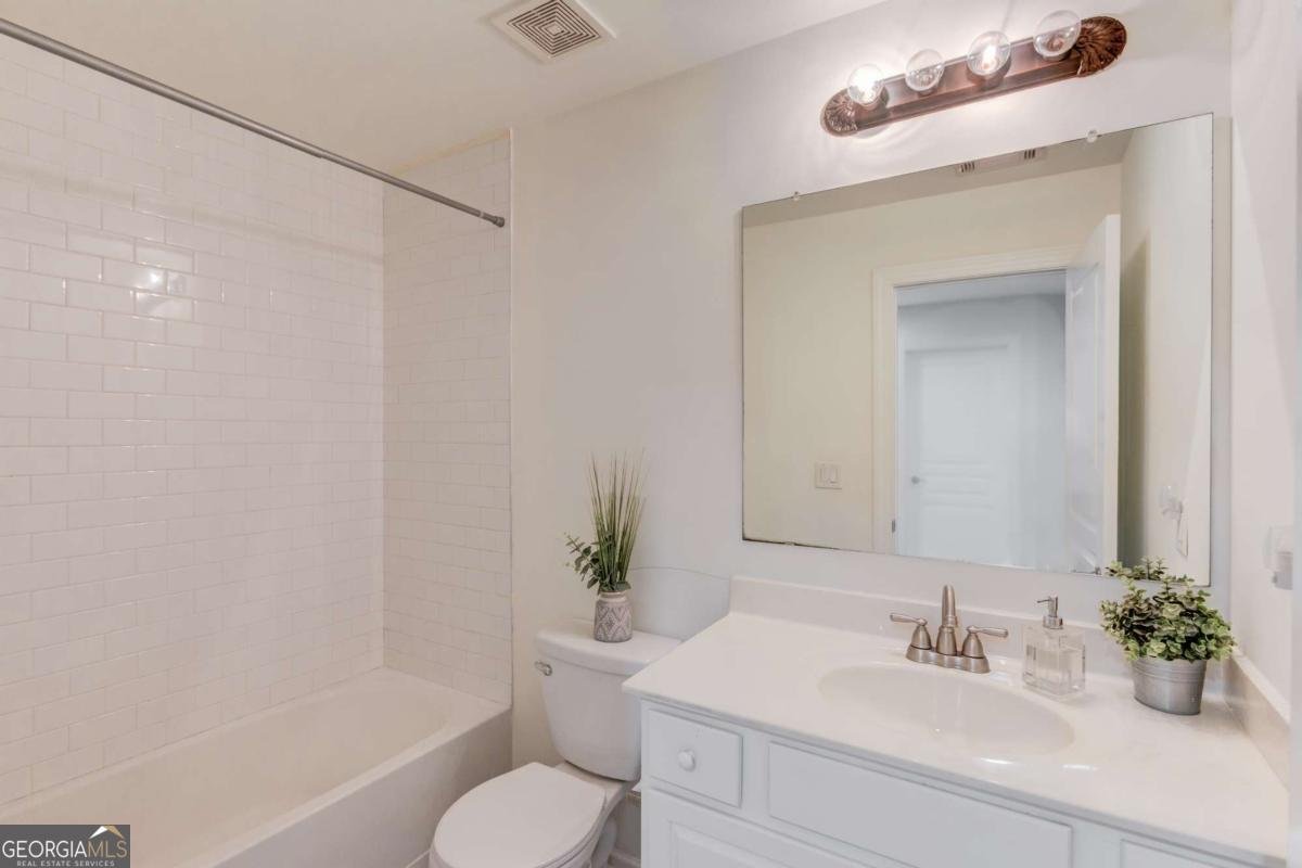 7653 Legacy Road Flowery Branch - 28