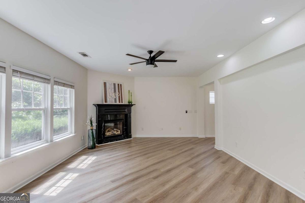 7653 Legacy Road Flowery Branch - 9