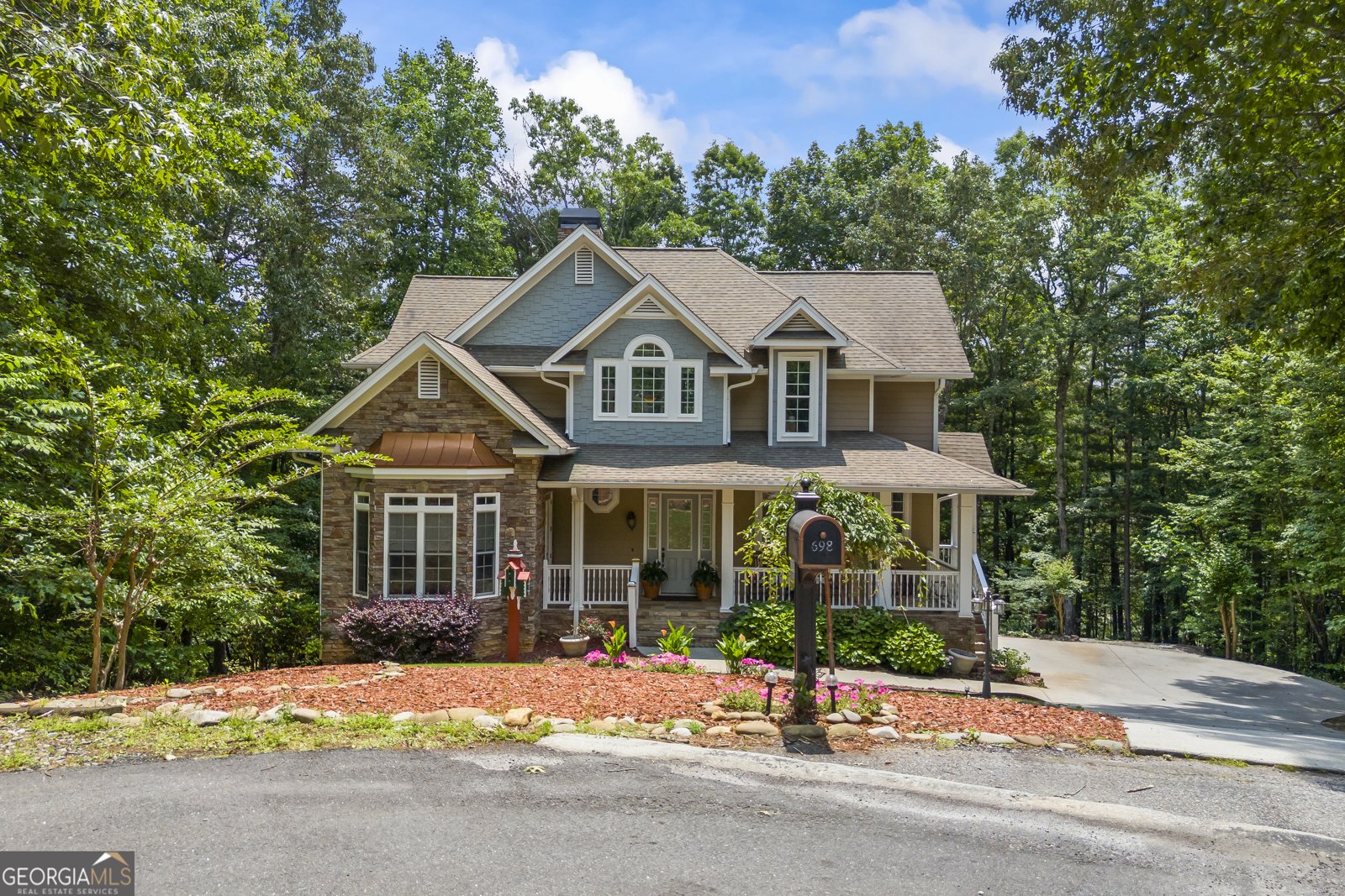 698 Wilfar Strasse Helen - 1