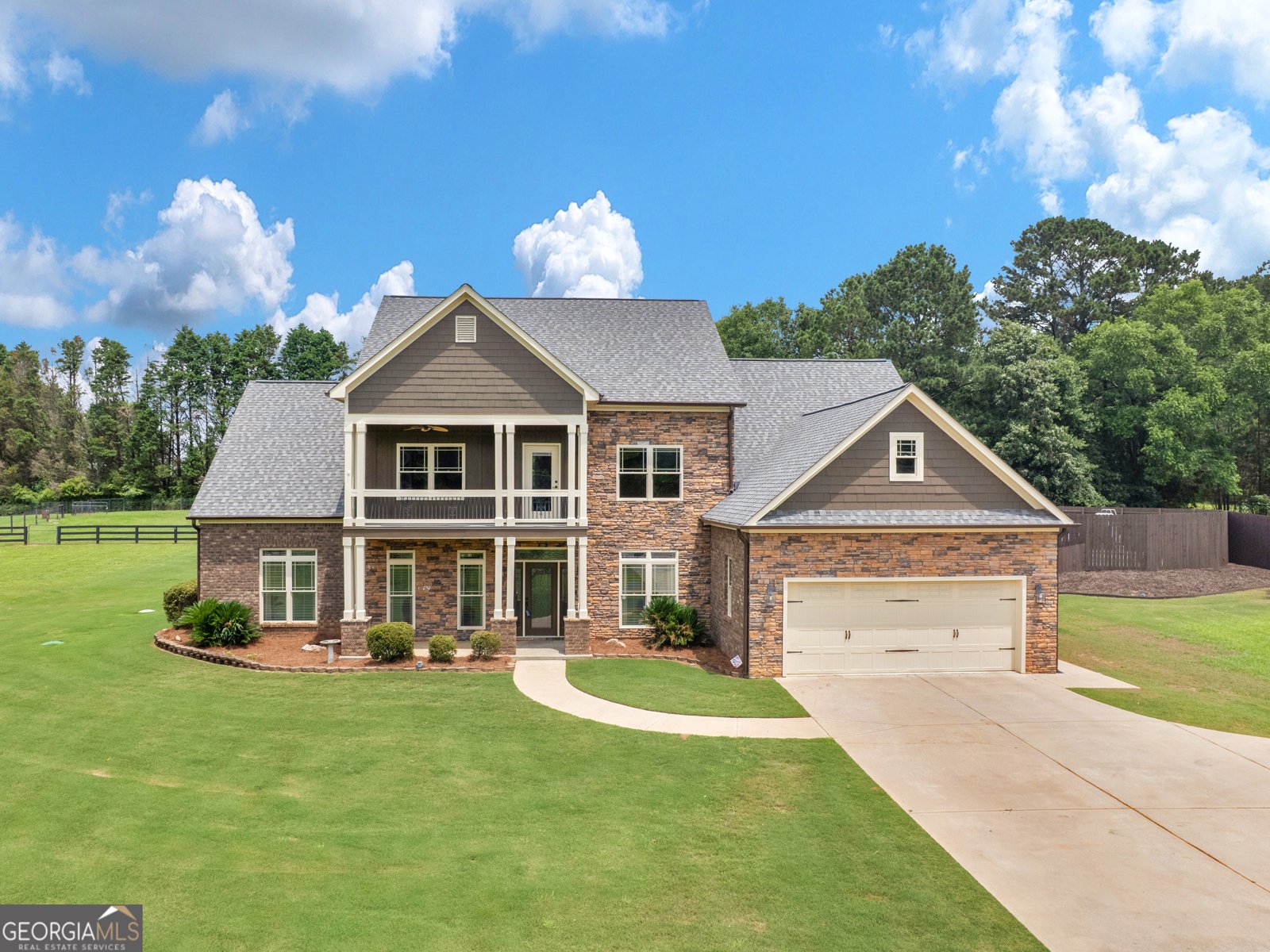 3905 Pointer Road Loganville - 1