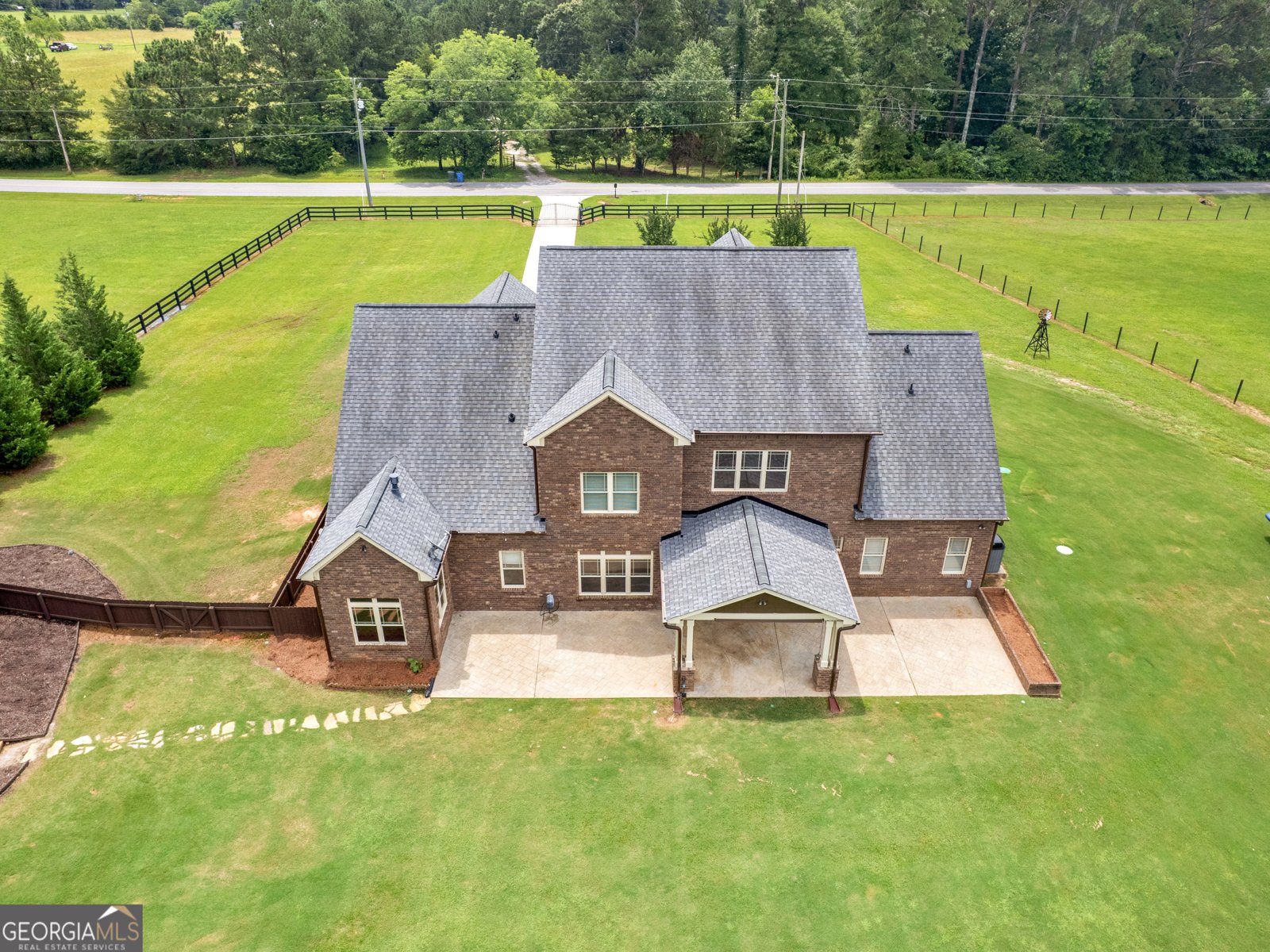 3905 Pointer Road Loganville - 78