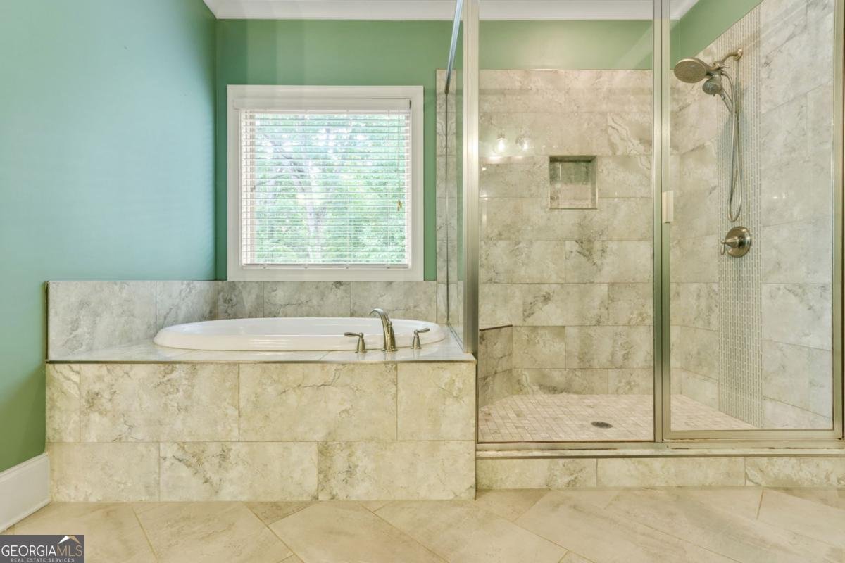 3821 Chamblee Dunwoody Road Atlanta - 27
