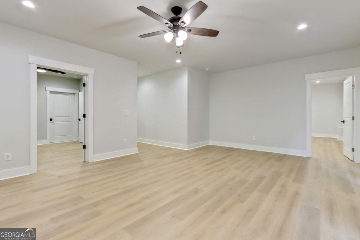 3821 Chamblee Dunwoody Road Atlanta - 38