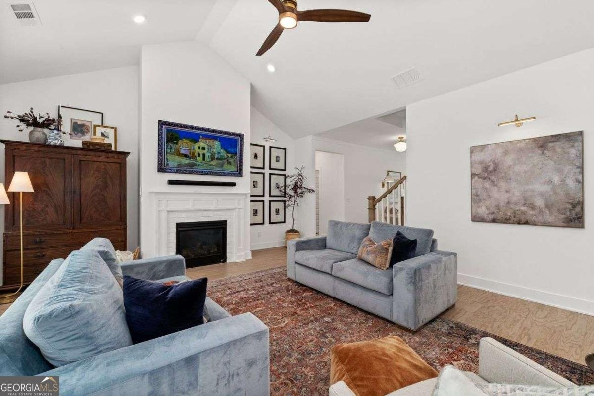 8415 AZURE OVERLOOK Trail Gainesville - 23