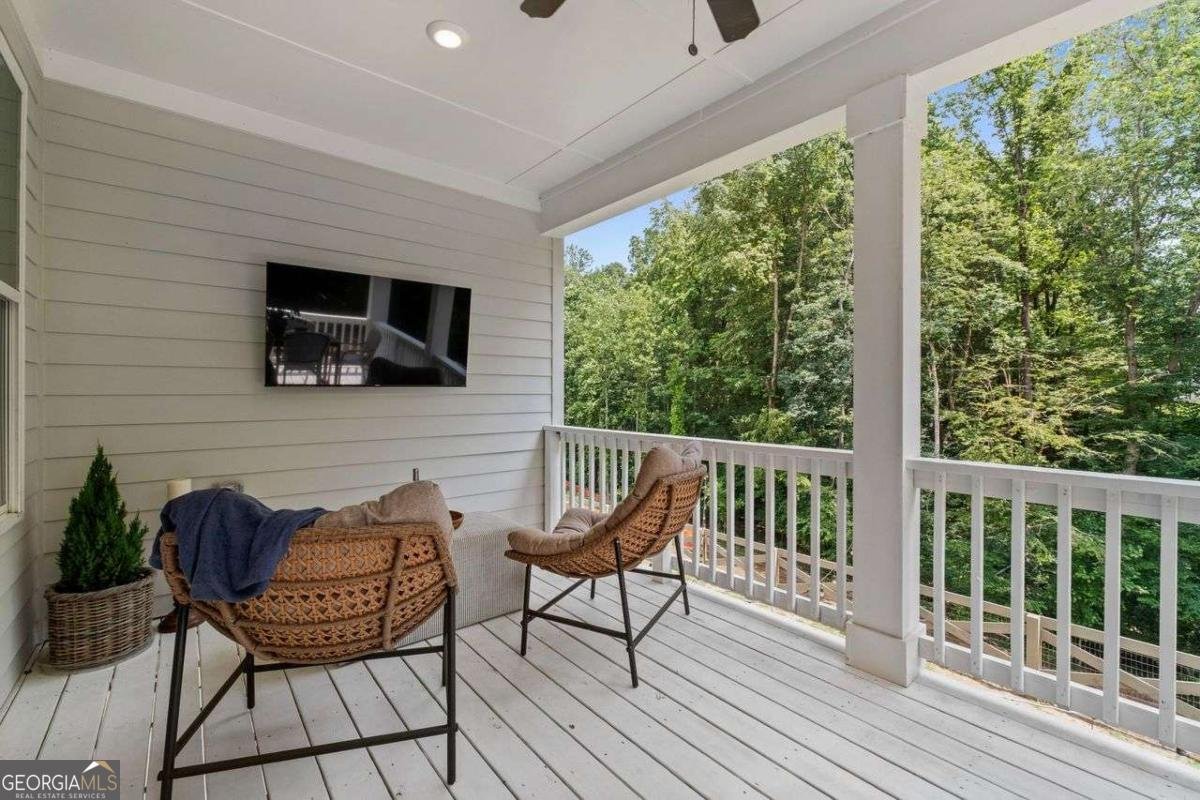 8415 AZURE OVERLOOK Trail Gainesville - 32