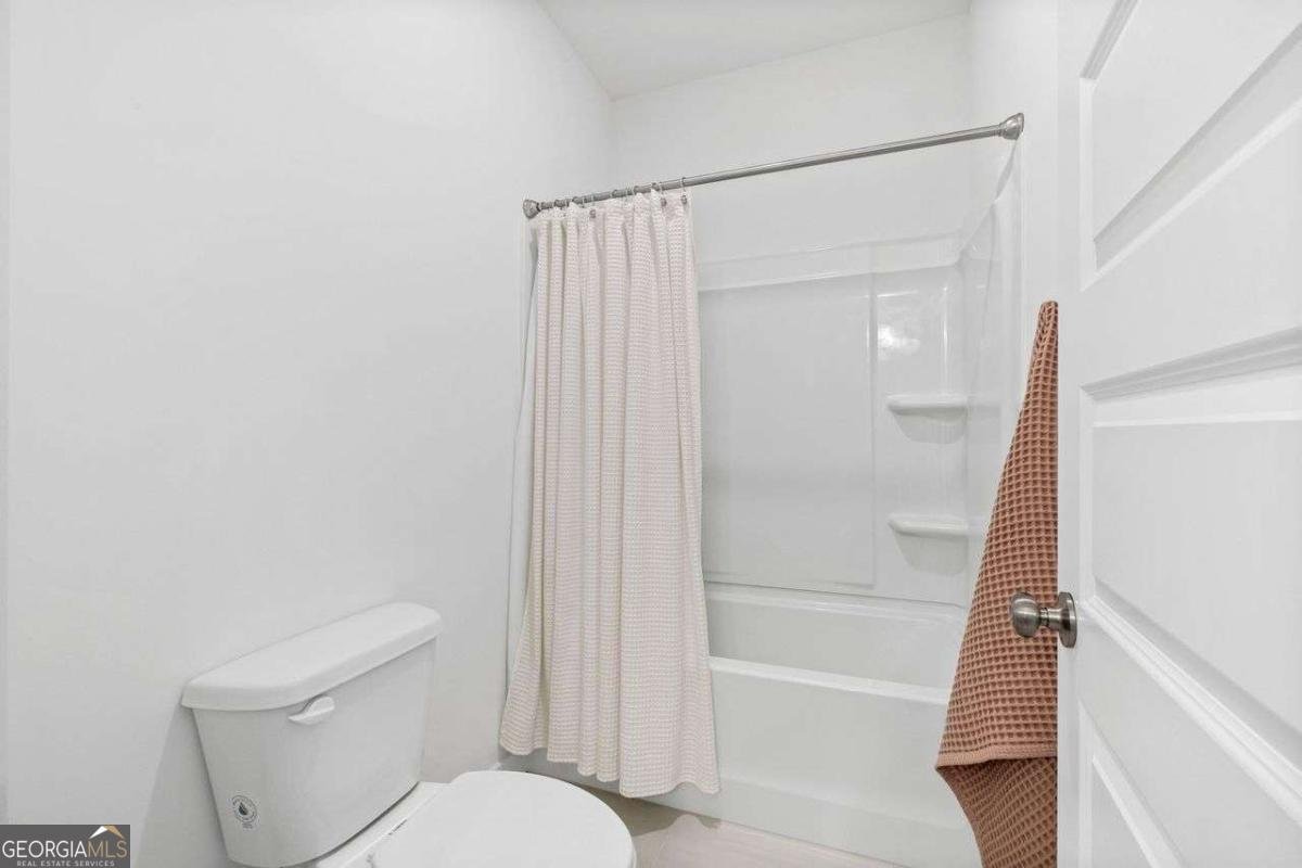 8415 AZURE OVERLOOK Trail Gainesville - 39