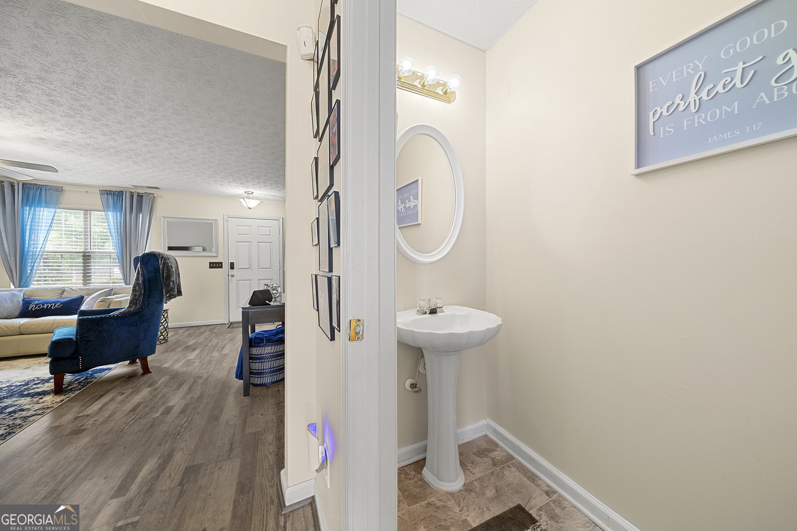 1320 Revelstoke Cove Riverdale - 6