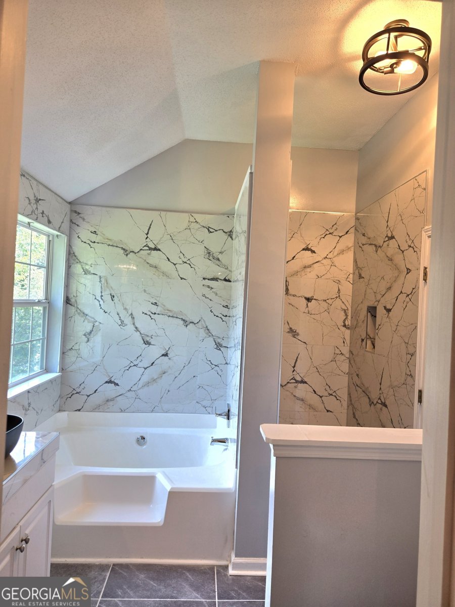 4284 Caroline Court Douglasville - 37