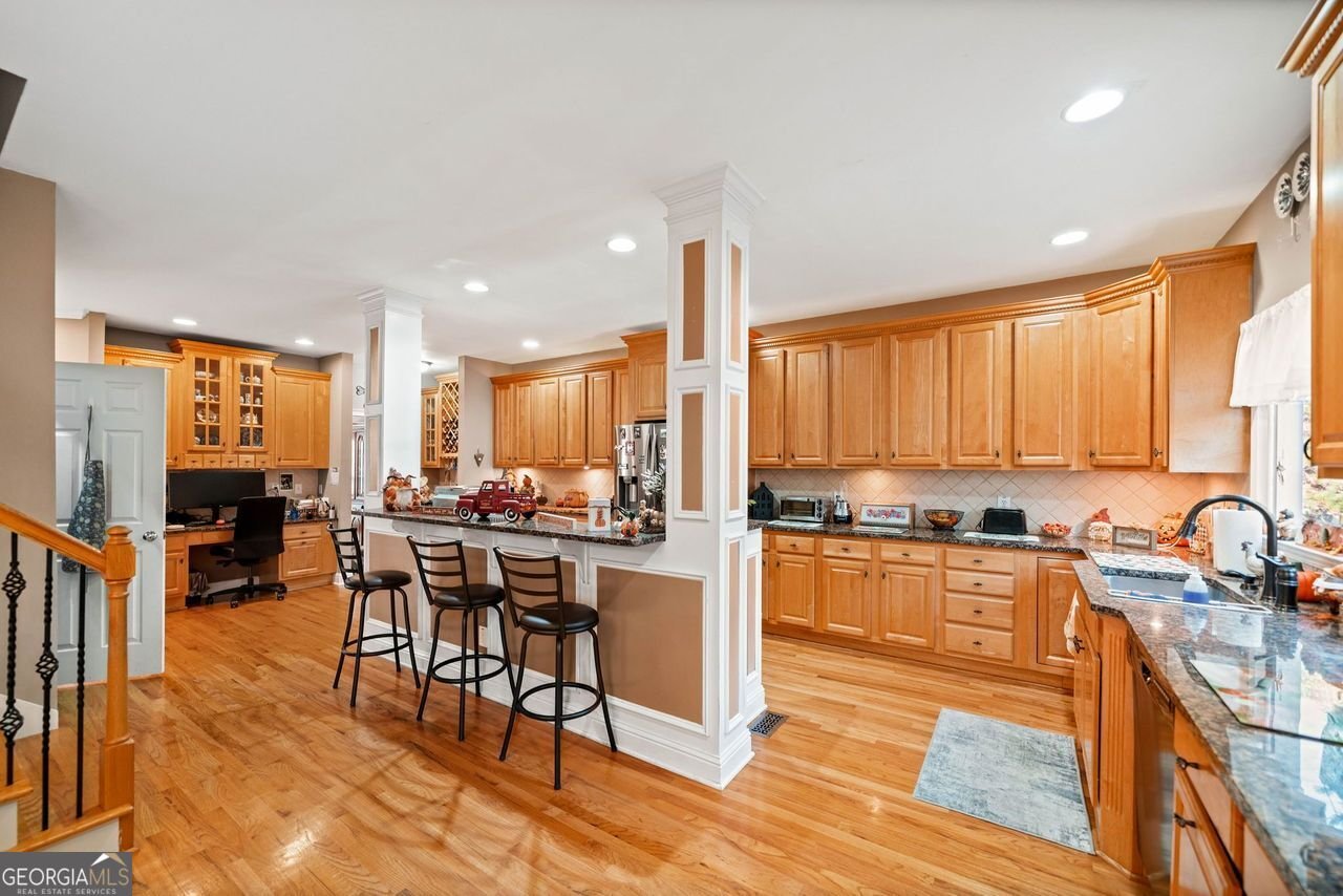 424 LAKE POINT Trace Canton - 13