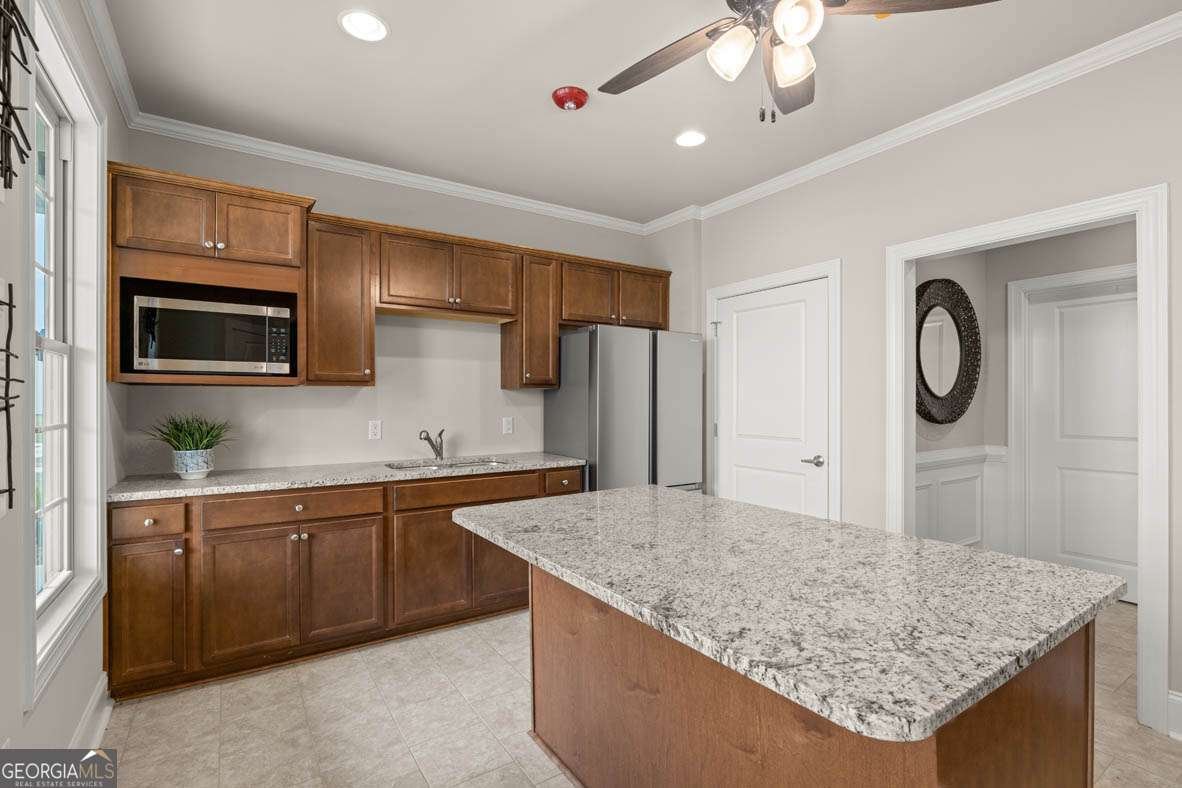 50 Defilippe Drive Statham - 52