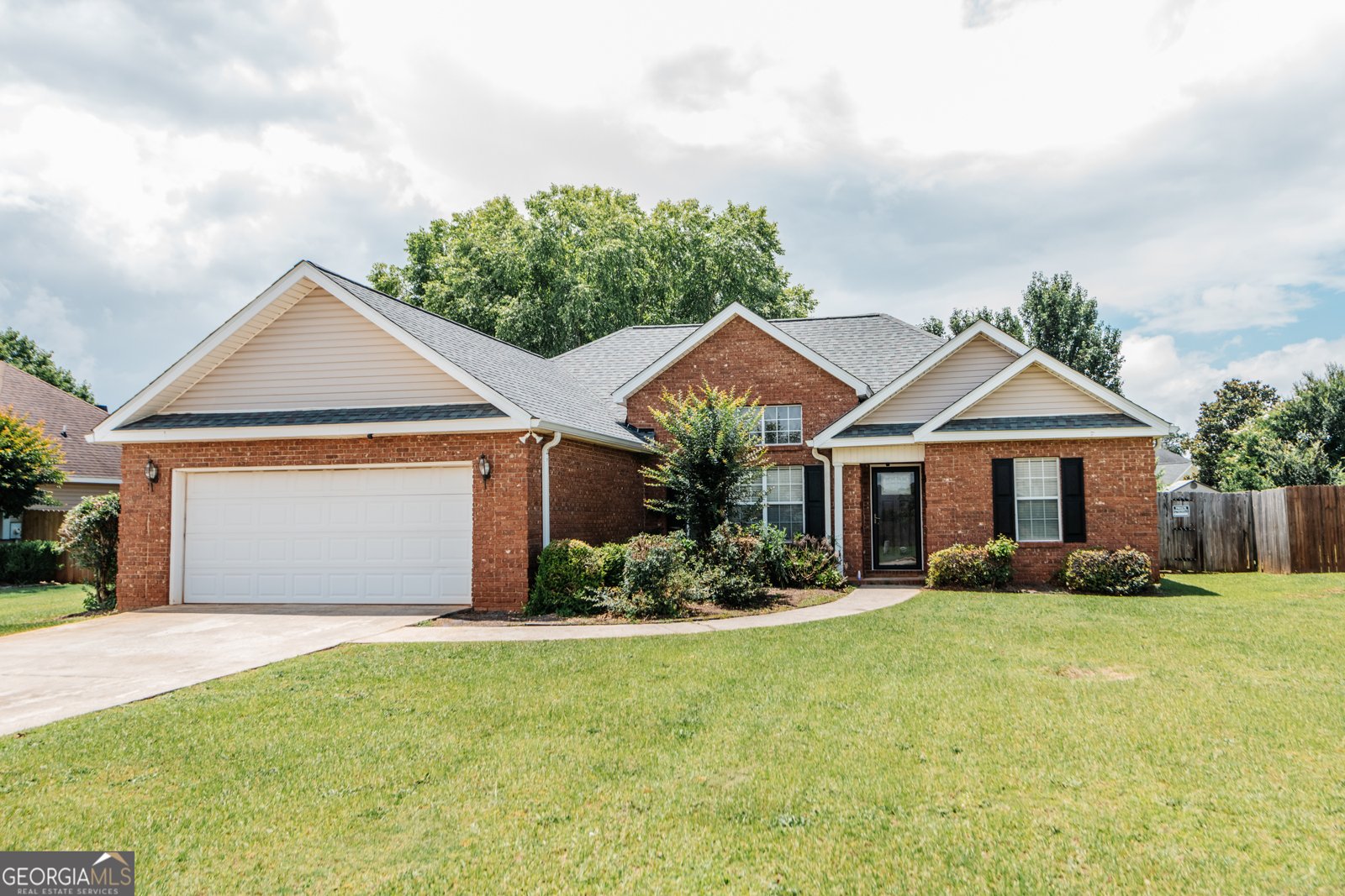205 Carver Court Warner Robins - 1