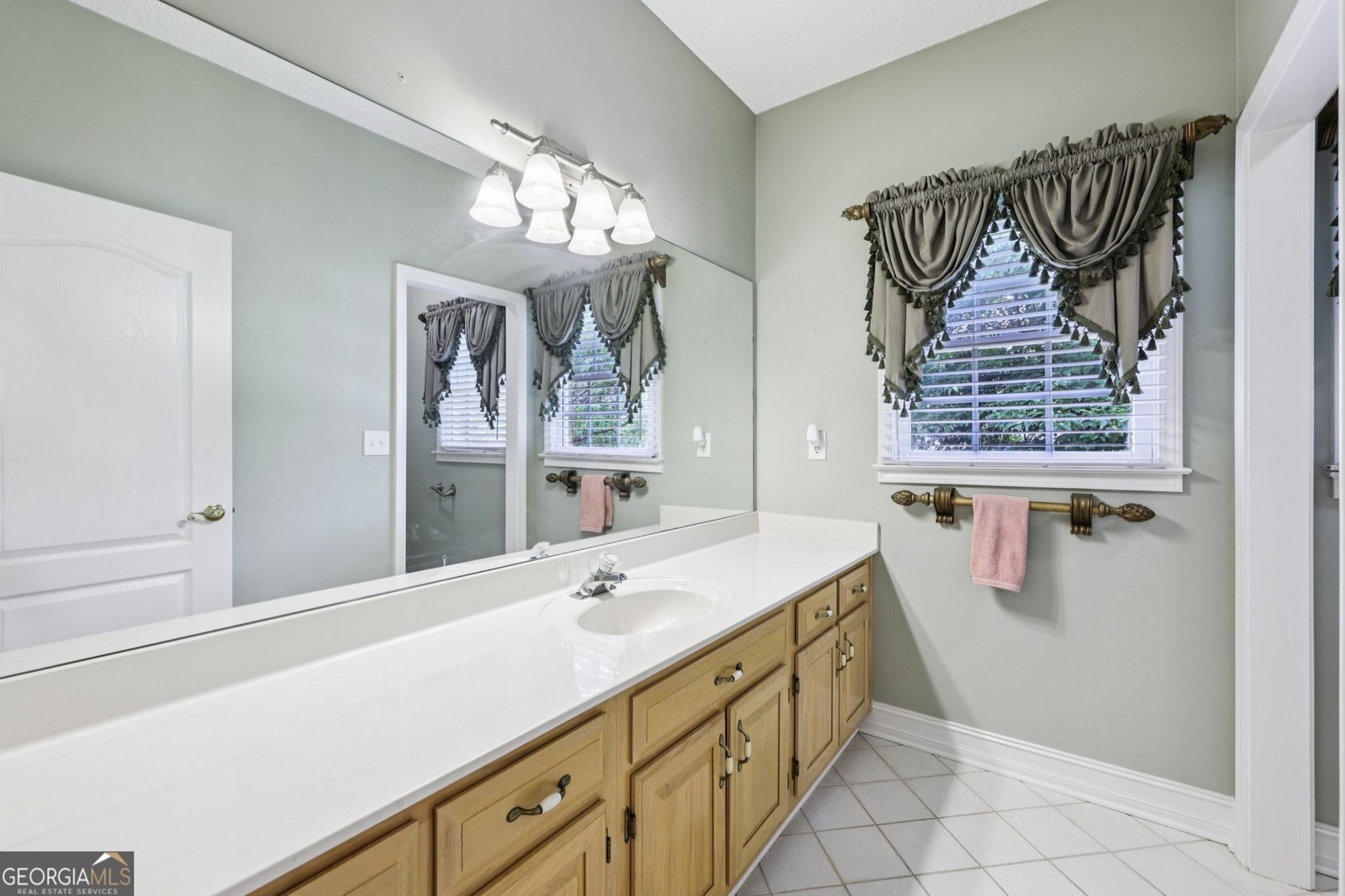 8110 Lakemont Close McDonough - 34