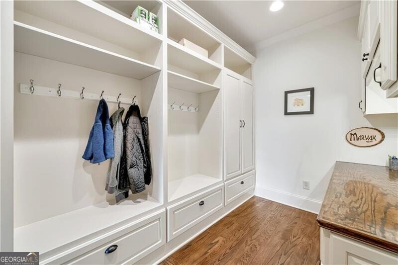 3925 Sheldon Drive Atlanta - 24